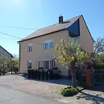 Joe Rum i privatbostad Keszthely
